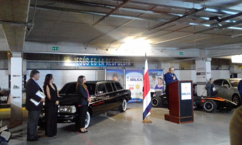 Hospital-Clinica-Biblica-COSTA-RICA-la-inauguracion-de-la-VI-Expo-Orquideas-2018.-300D-LWB-LANG8cbfbb986bec83a9.jpg